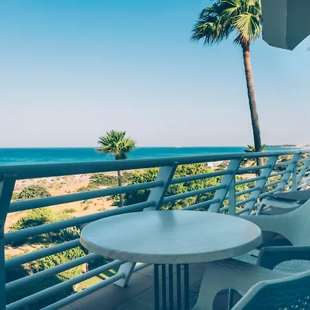 Iberostar Waves Royal Andalus Отель