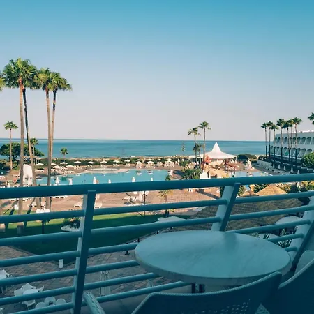 Отель Iberostar Waves Royal Andalus 4*