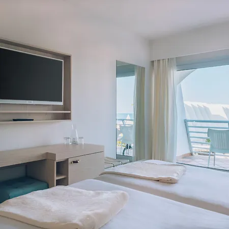 Iberostar Waves Royal Andalus 4*